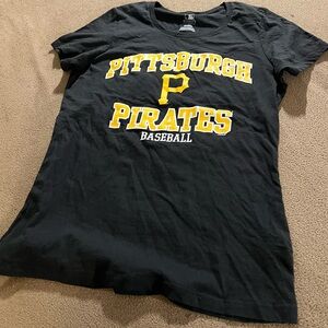 PITTSBURGH PIRATES WOMENS XL BLACK T SHIRT MLB GENUINE MERCHANDISE